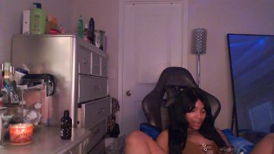 Butterflybootyy live cam on Cam4