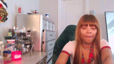 Butterflybootyy live cam on Cam4