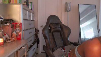 Butterflybootyy live cam on Cam4