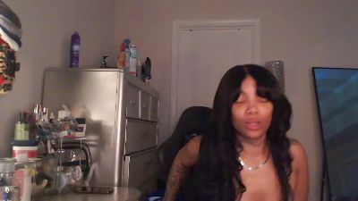 Butterflybootyy live cam on Cam4