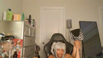 Butterflybootyy live cam on Cam4