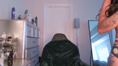 Butterflybootyy live cam on Cam4