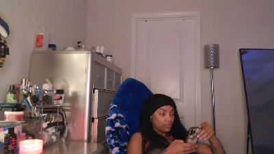 Butterflybootyy live cam on Cam4
