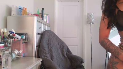 Butterflybootyy live cam on Cam4