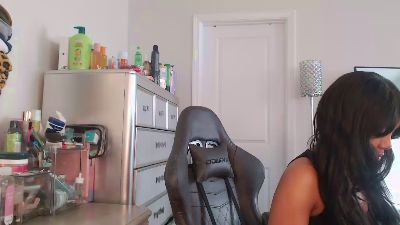 Butterflybootyy live cam on Cam4