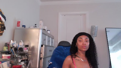 Butterflybootyy live cam on Cam4