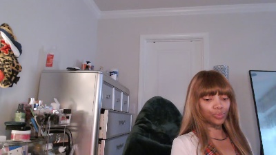 Butterflybootyy live cam on Cam4