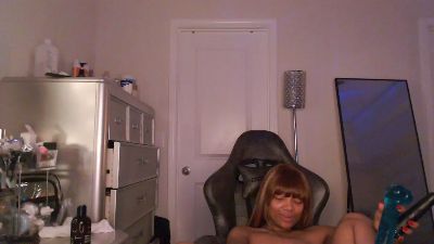 Butterflybootyy live cam on Cam4