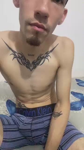 CAMILO_21 live cam on Cam4