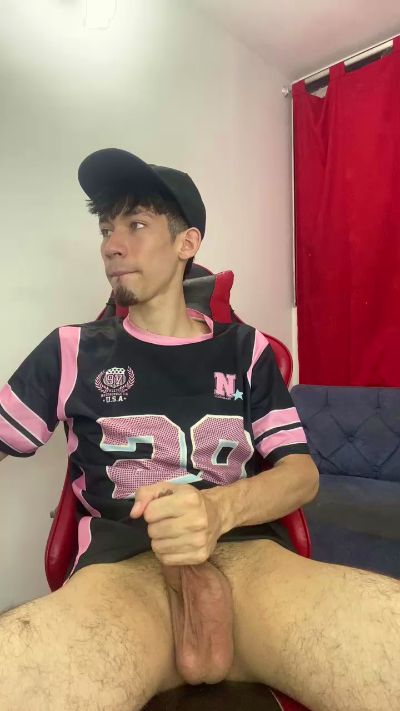 CAMILO_21 live cam on Cam4