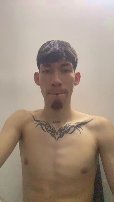 CAMILO_21 live cam on Cam4
