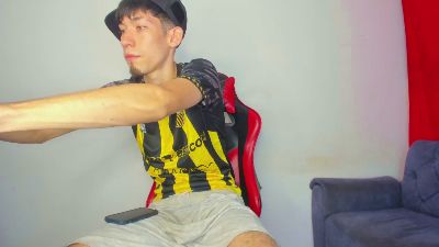 CAMILO_21 live cam on Cam4
