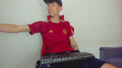 CAMILO_21 live cam on Cam4