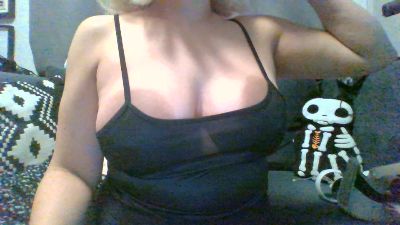CANDY69LOVELACE live cam on Cam4