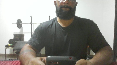 CARAMANEIRO live cam on Cam4