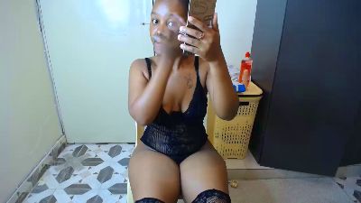 CARAMEL live cam on Cam4