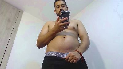 CHRIS_DENNIS live cam on Cam4