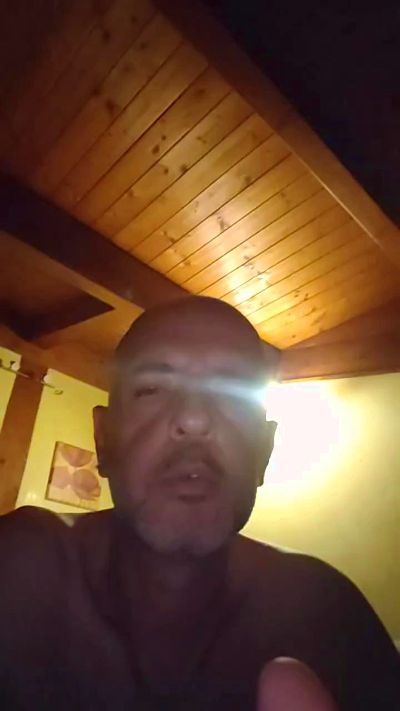 CIONDOLONE82 live cam on Cam4