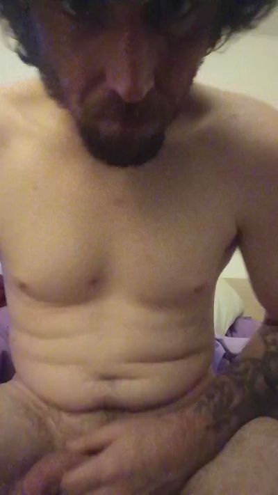 CJLogsdon live cam on Cam4