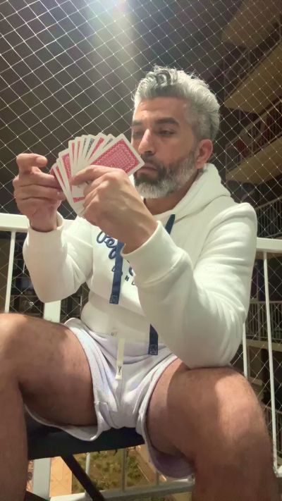 CM1989 live cam on Cam4