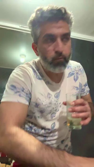 CM1989 live cam on Cam4
