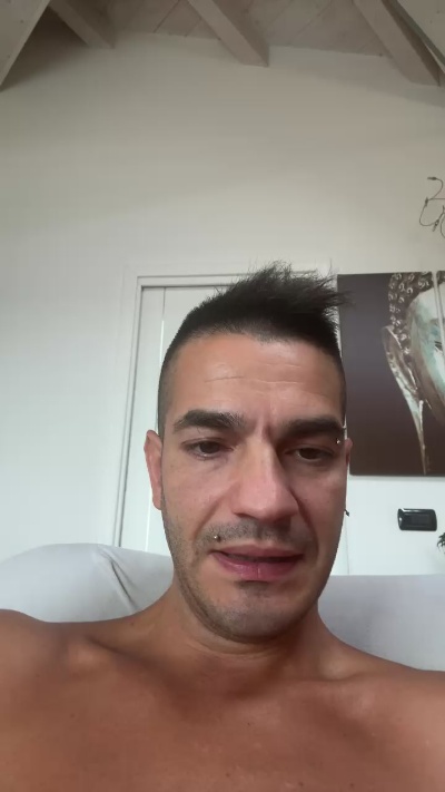 COPPIAGAYHOT live cam on Cam4