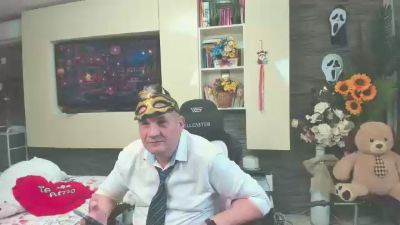 CRISSETAN live cam on Cam4