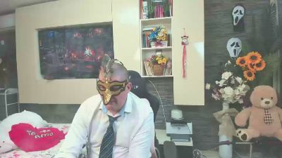 CRISSETAN live cam on Cam4