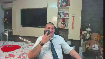 CRISSETAN live cam on Cam4
