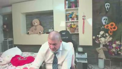 CRISSETAN live cam on Cam4