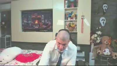 CRISSETAN live cam on Cam4