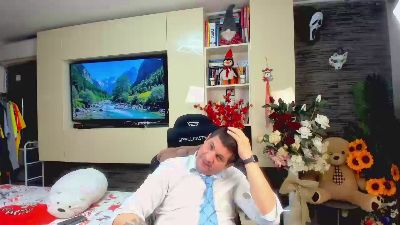 CRISSETAN live cam on Cam4