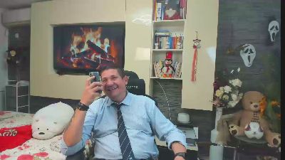 CRISSETAN live cam on Cam4