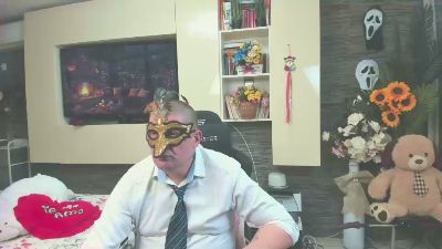 CRISSETAN live cam on Cam4