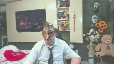 CRISSETAN live cam on Cam4