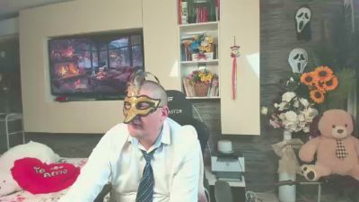 CRISSETAN live cam on Cam4