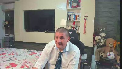 CRISSETAN live cam on Cam4