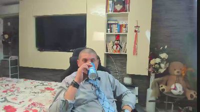 CRISSETAN live cam on Cam4