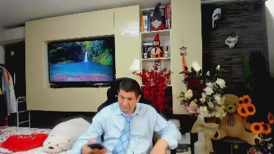 CRISSETAN live cam on Cam4