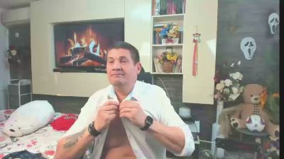 CRISSETAN live cam on Cam4