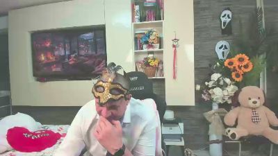 CRISSETAN live cam on Cam4