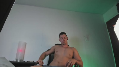 CRISTHIAN_WOLF1 live cam on Cam4