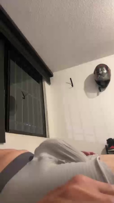 Cabroonnn live cam on Cam4