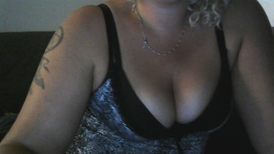 Cachouxx34 live cam on Cam4
