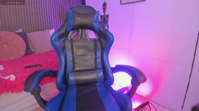 CaeliThalyna live cam on Cam4