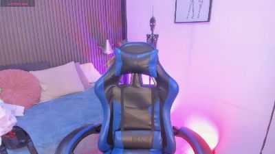 CaeliThalyna live cam on Cam4