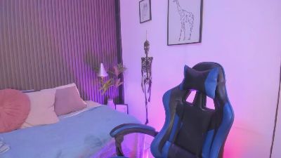 CaeliThalyna live cam on Cam4