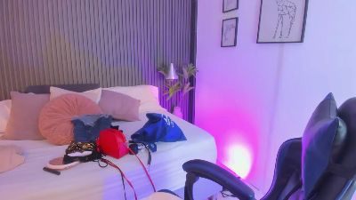 CaeliThalyna live cam on Cam4