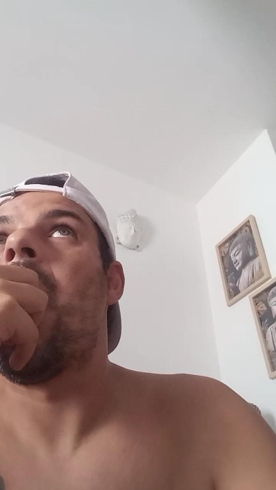 Calentorrisimo live cam on Cam4
