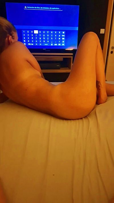 CalibreCal live cam on Cam4